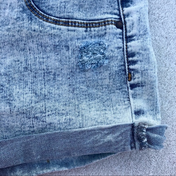 Refuge Shorts Jean Short Distress High Rise Acid Wash Sz.4 - Picture 3 of 8